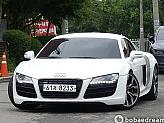 아우디 R8 4.2 V8 쿠페