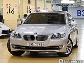 BMW 528i