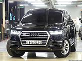 아우디 Q7 45 TFSI 콰트로