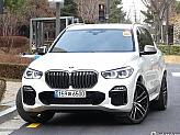 BMW X5 M50i