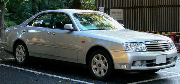 Nissan gloria 2002