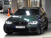 BMW M5 4.4