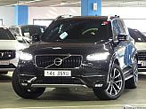 볼보 XC90 2.0 D5 AWD 모멘텀