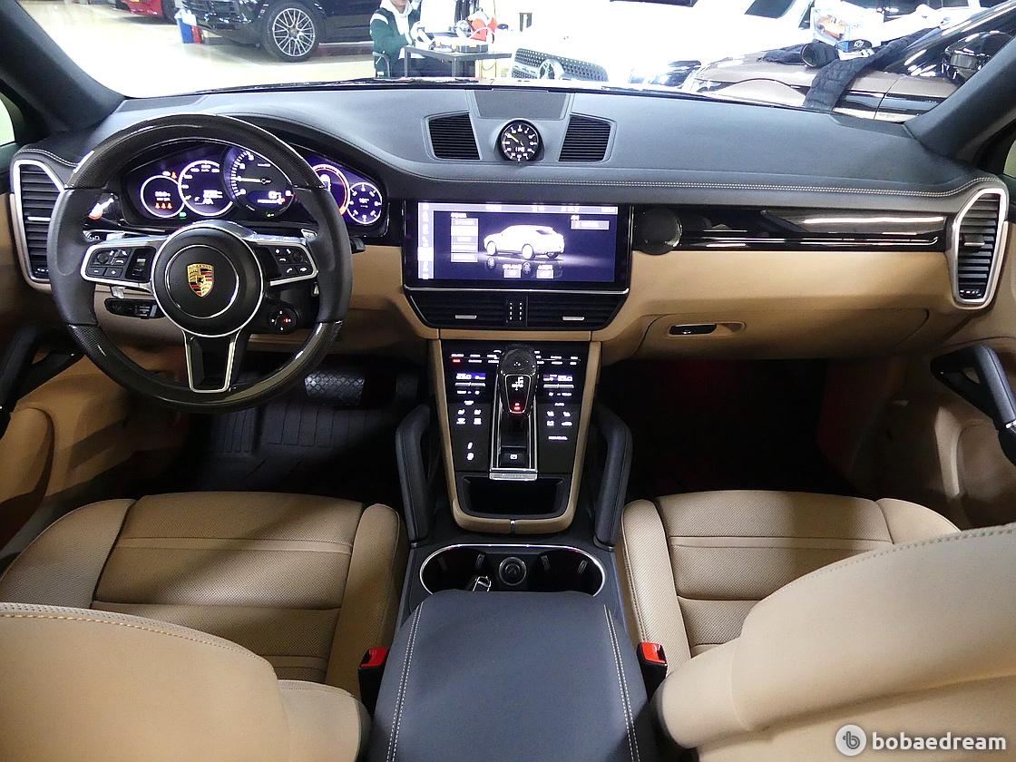 Porsche Cayenne 3.0 E- Hybrid Coupe 5