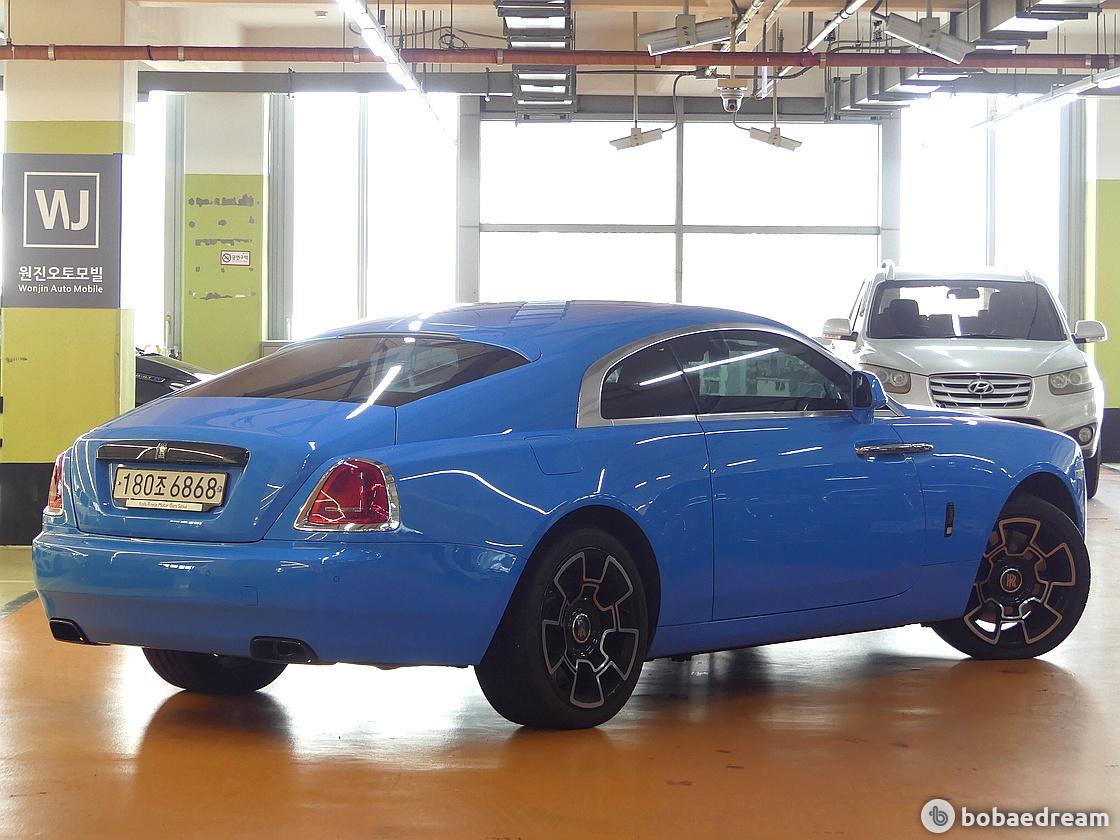 Rolls Royce Wraith 6.6 V12 Black Badge 4