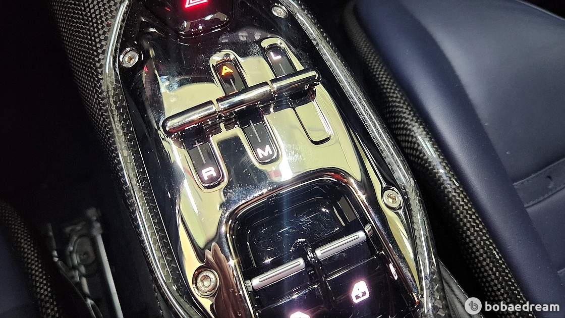 Ferrari SF90 Spider 4.0 PHEV 8