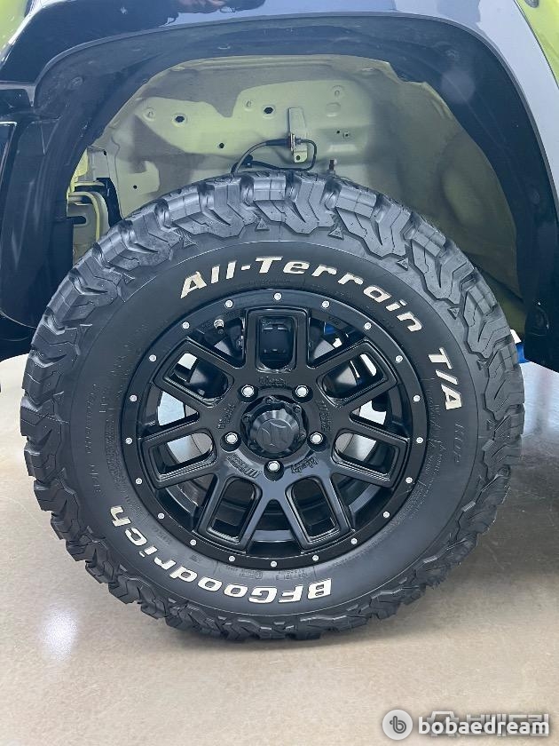 Suzuki Jimny 1.5 4WD 10