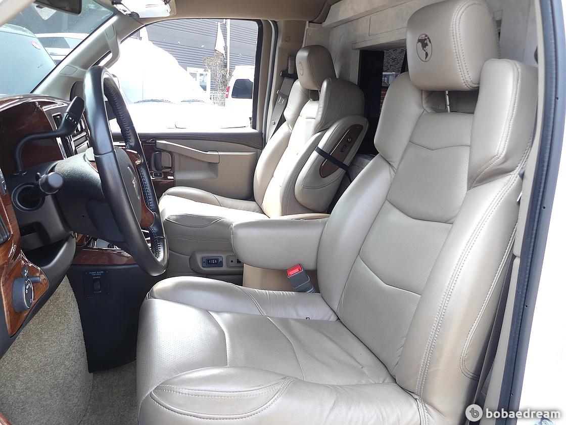 GMC Savana Van 6.0 9