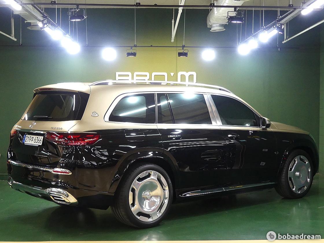 Mercedes-Benz GLS-Class Maybach GLS600 4 Matic Manufaktur 4
