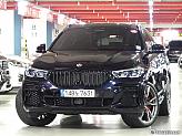BMW X6 M50i