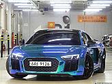 아우디 R8 5.2 V10 플러스 쿠페