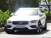 볼보 V60 크로스컨트리 2.0 T5 AWD 프로
