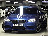 BMW M5 4.4