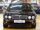재규어 XJ8 소버린 4.0
