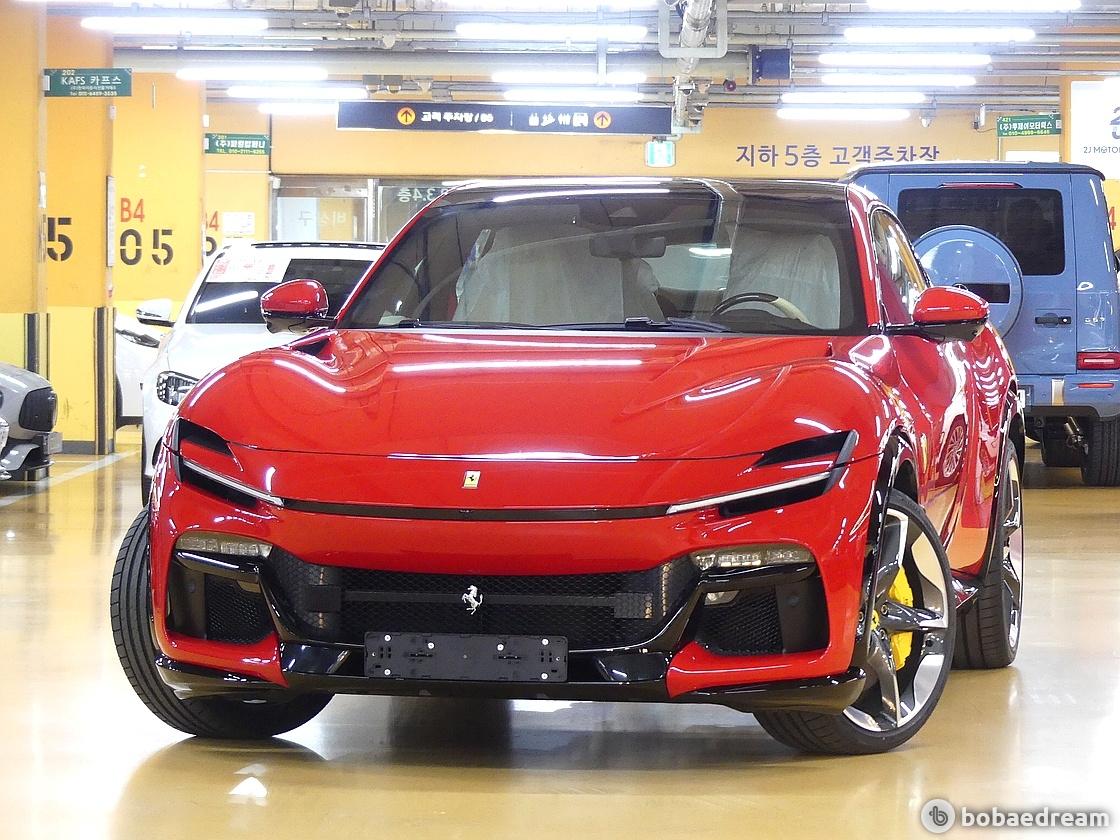 Ferrari Purosangue 6.5 V12