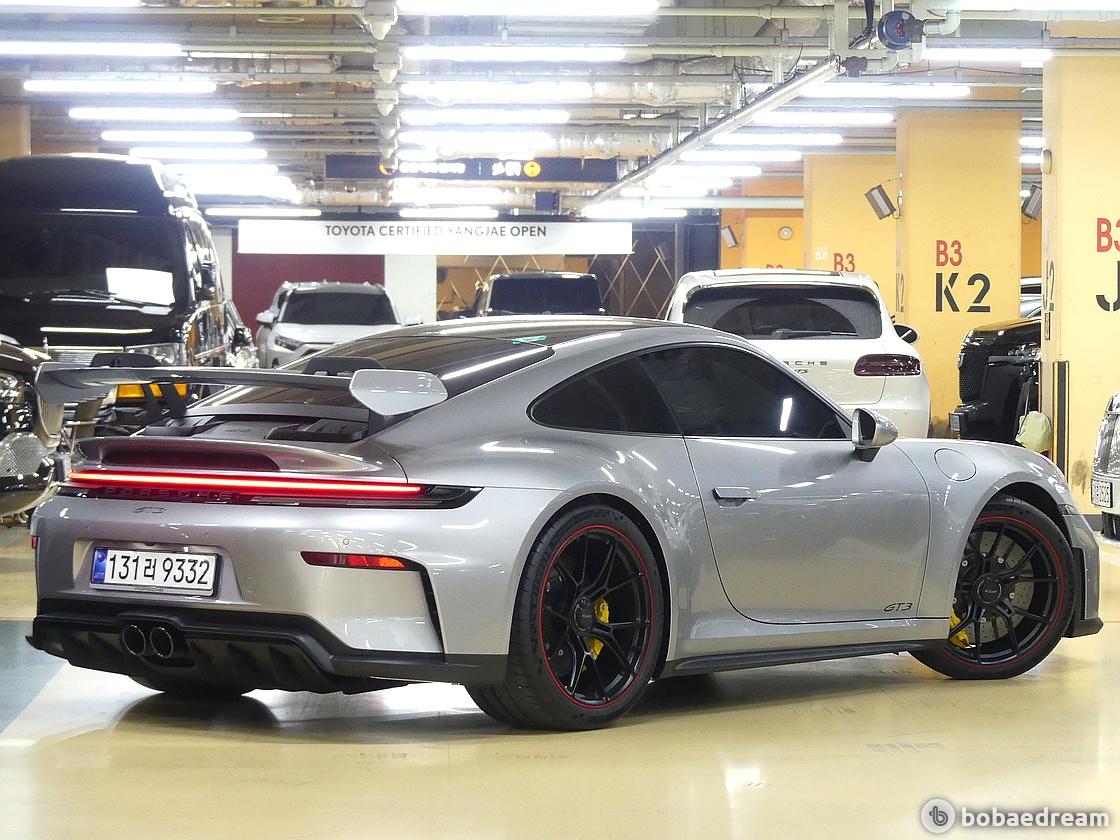 Porsche 911 Carrera/ 911 Targa GT3 4