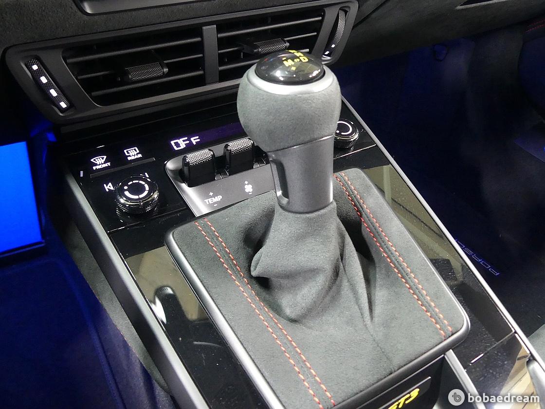 Porsche 911 Carrera/ 911 Targa GT3 8