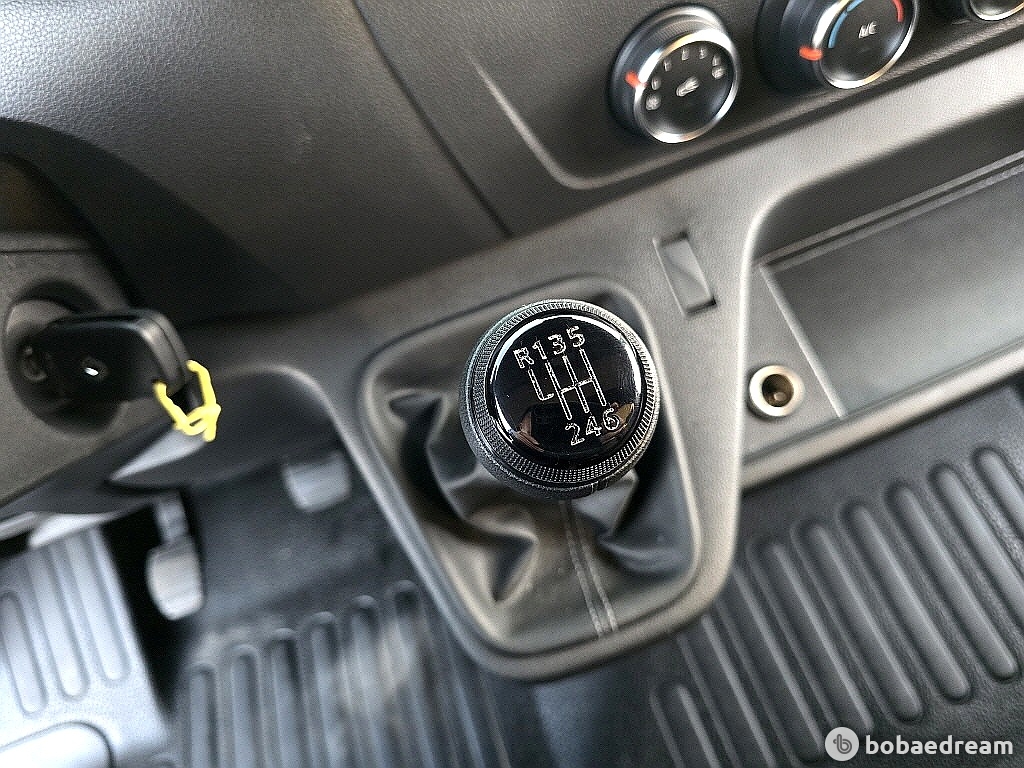 Renault Master New 2.3 Diesel Camping Car 8