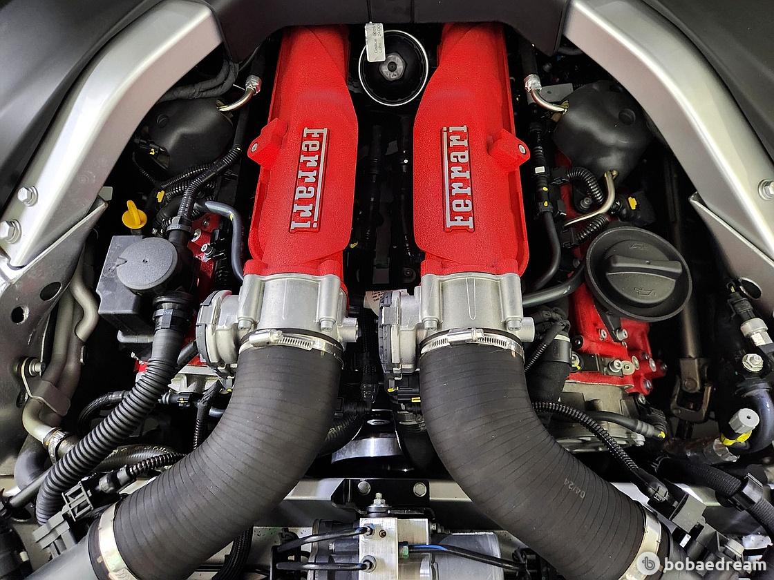 Ferrari Roma Spider 3.9 V8 6