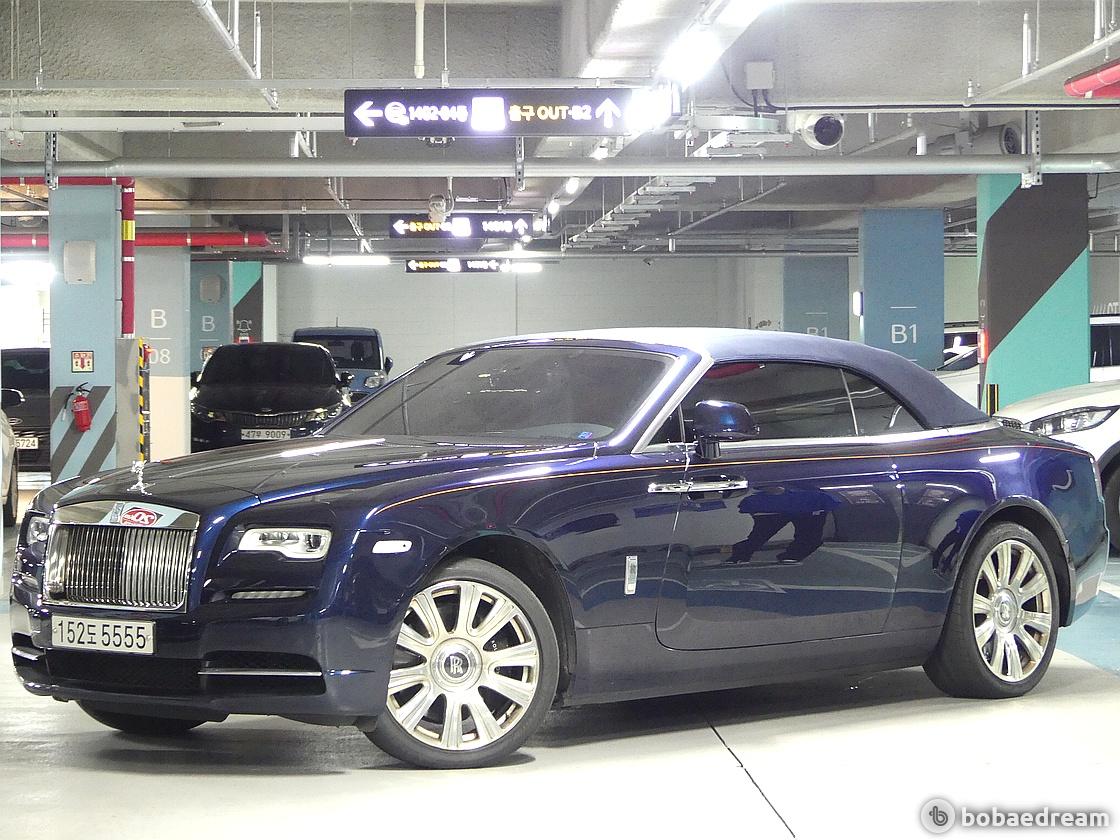 Rolls Royce Dawn 6.6 V12 3