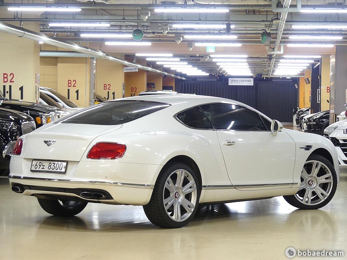 Bentley Continental GT 4.0 4