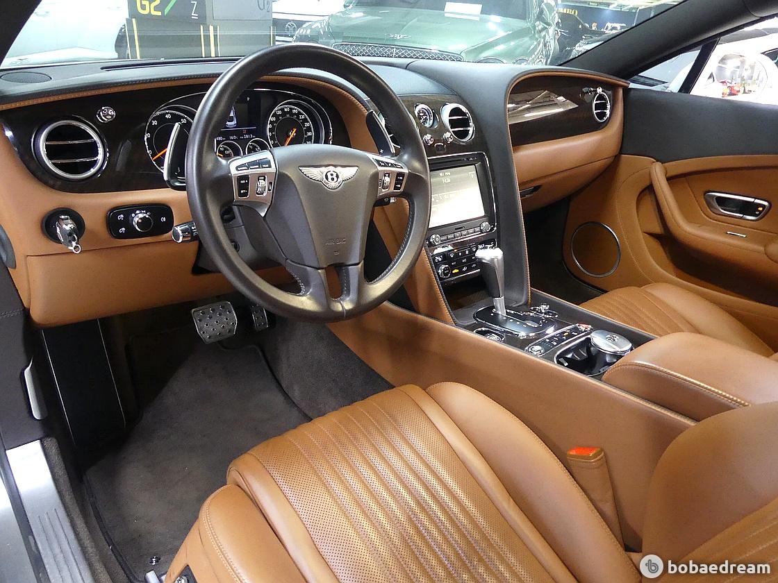 Bentley Continental GT 4.0 5