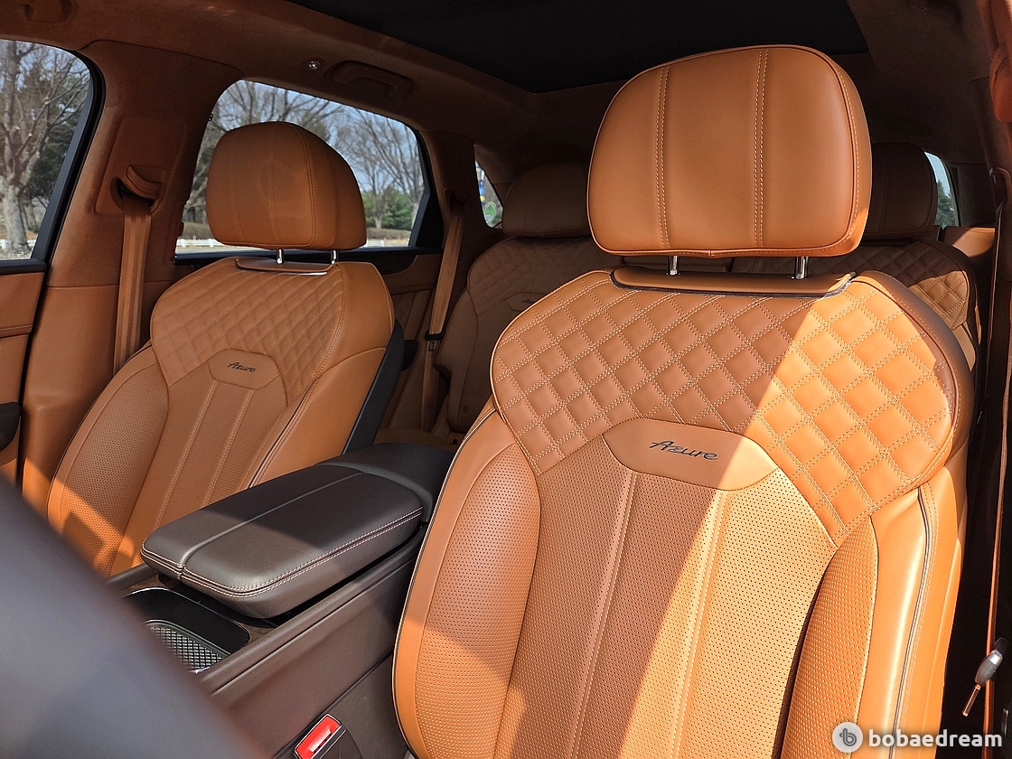 Bentley Bentayga 4.0 V8 Azure 9