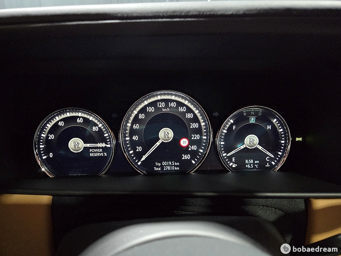 Rolls Royce Cullinan 6.7 V12 7