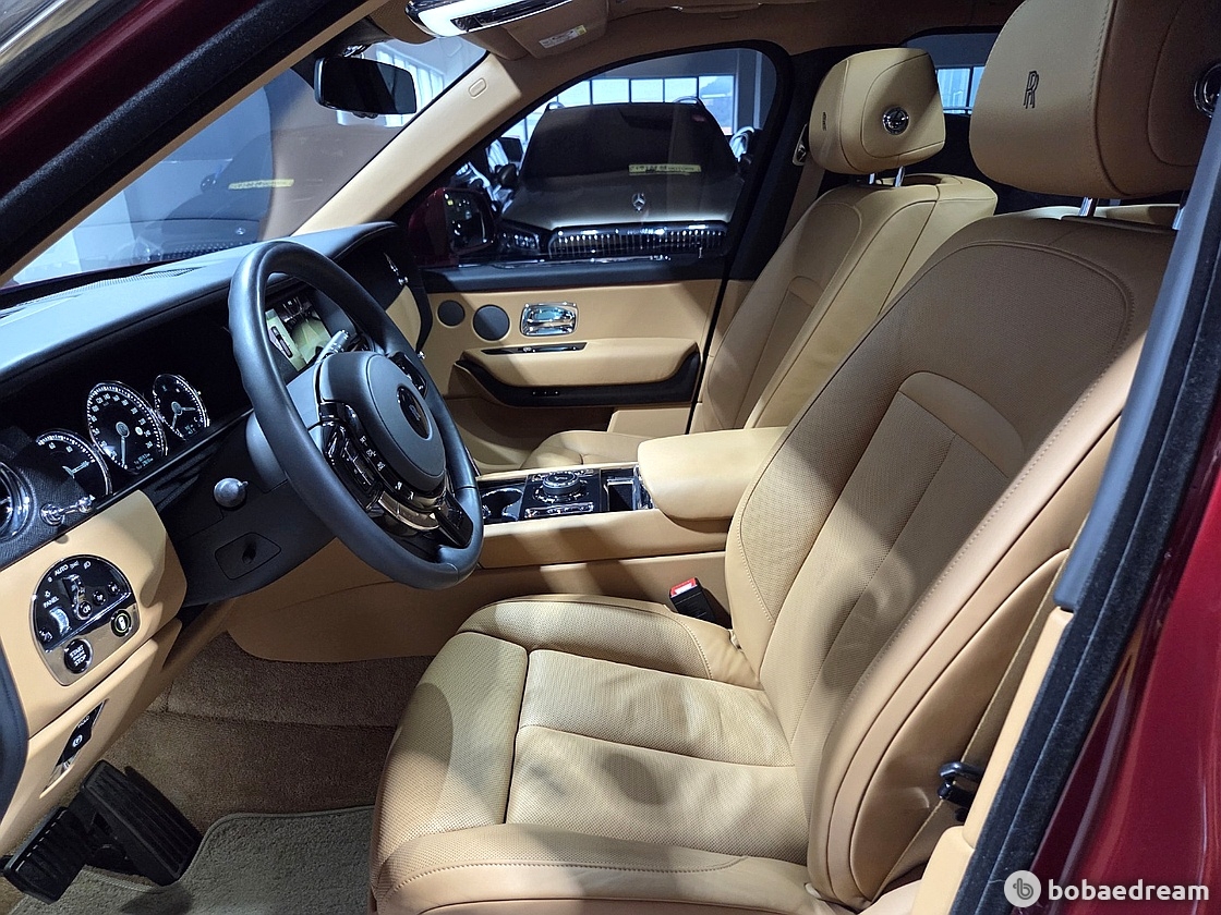 Rolls Royce Cullinan 6.7 V12 9