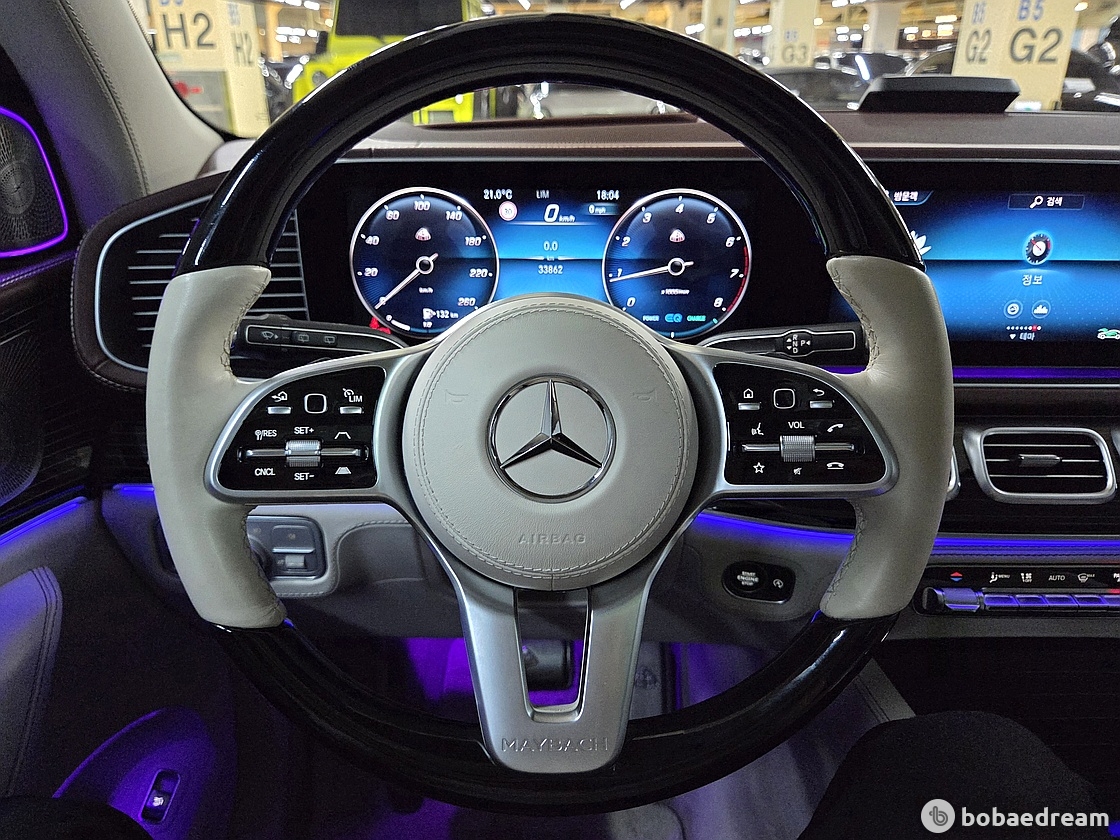 Mercedes-Benz GLS-Class Maybach GLS600 4 Matic 8