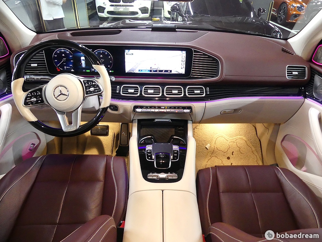 Mercedes-Benz GLS-Class Maybach GLS600 4 Matic 5