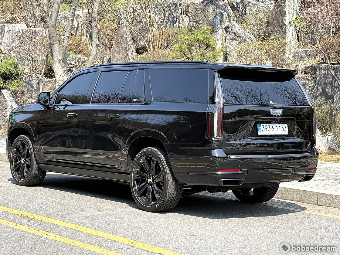 Cadillac Escalade 6.2 ESV 4WD 4