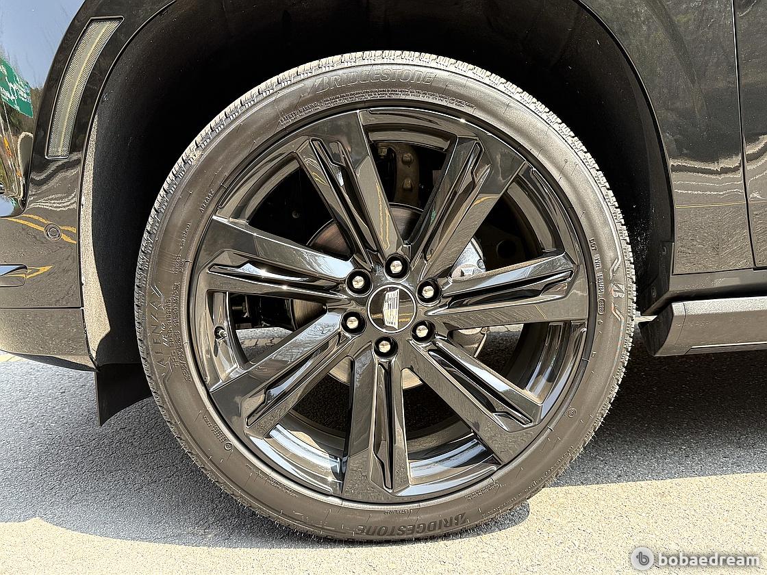 Cadillac Escalade 6.2 ESV 4WD 10