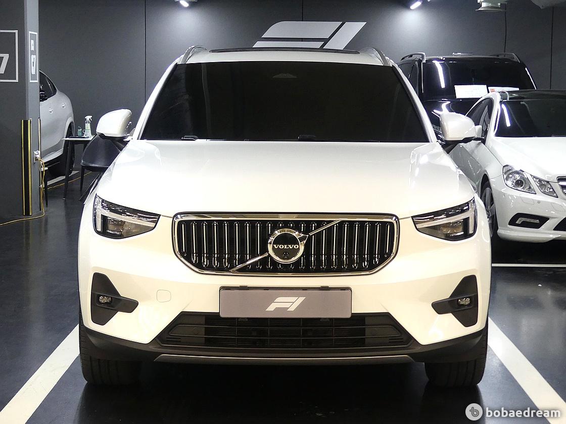 Volvo XC40 2.0 B4 AWD Ultimate Bright
