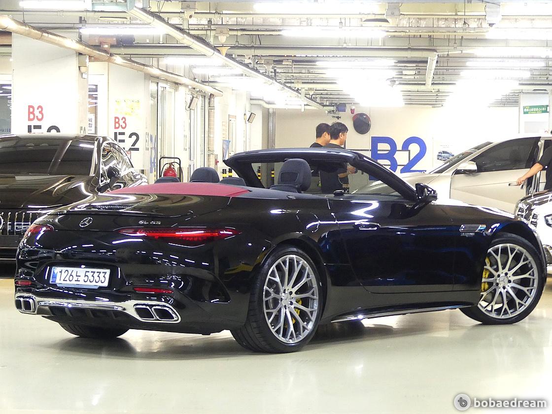 벤츠 SL63 AMG 4매틱+ 2024 검정색 사진 3