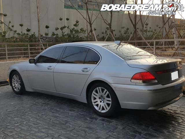 Bmw 735i 2004