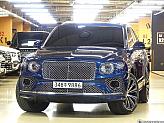 벤틀리 벤테이가 4.0 V8
