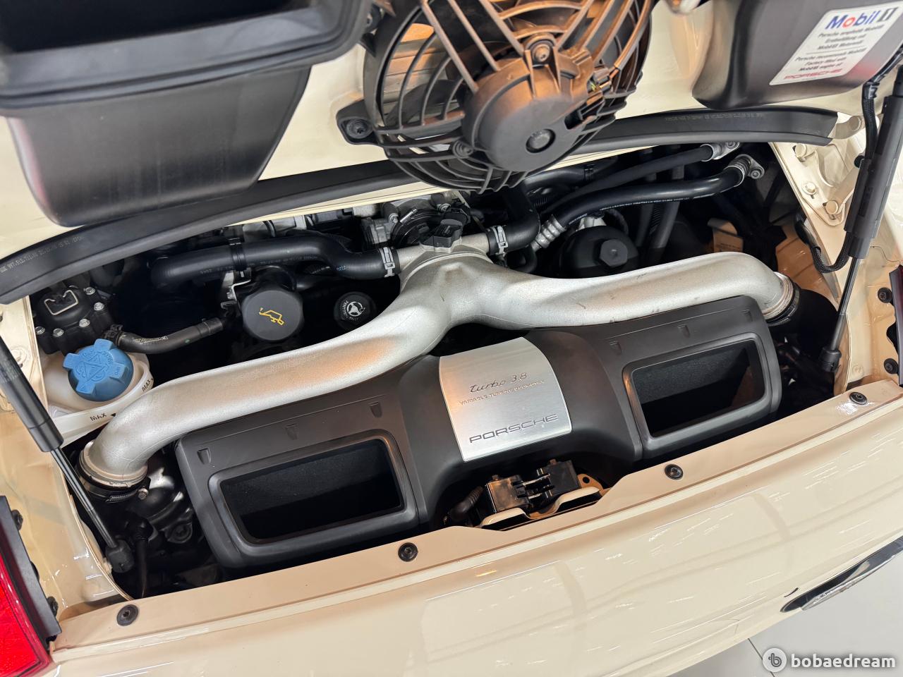 Porsche 911 Carrera/ 911 Targa Turbo Cabriolet 6