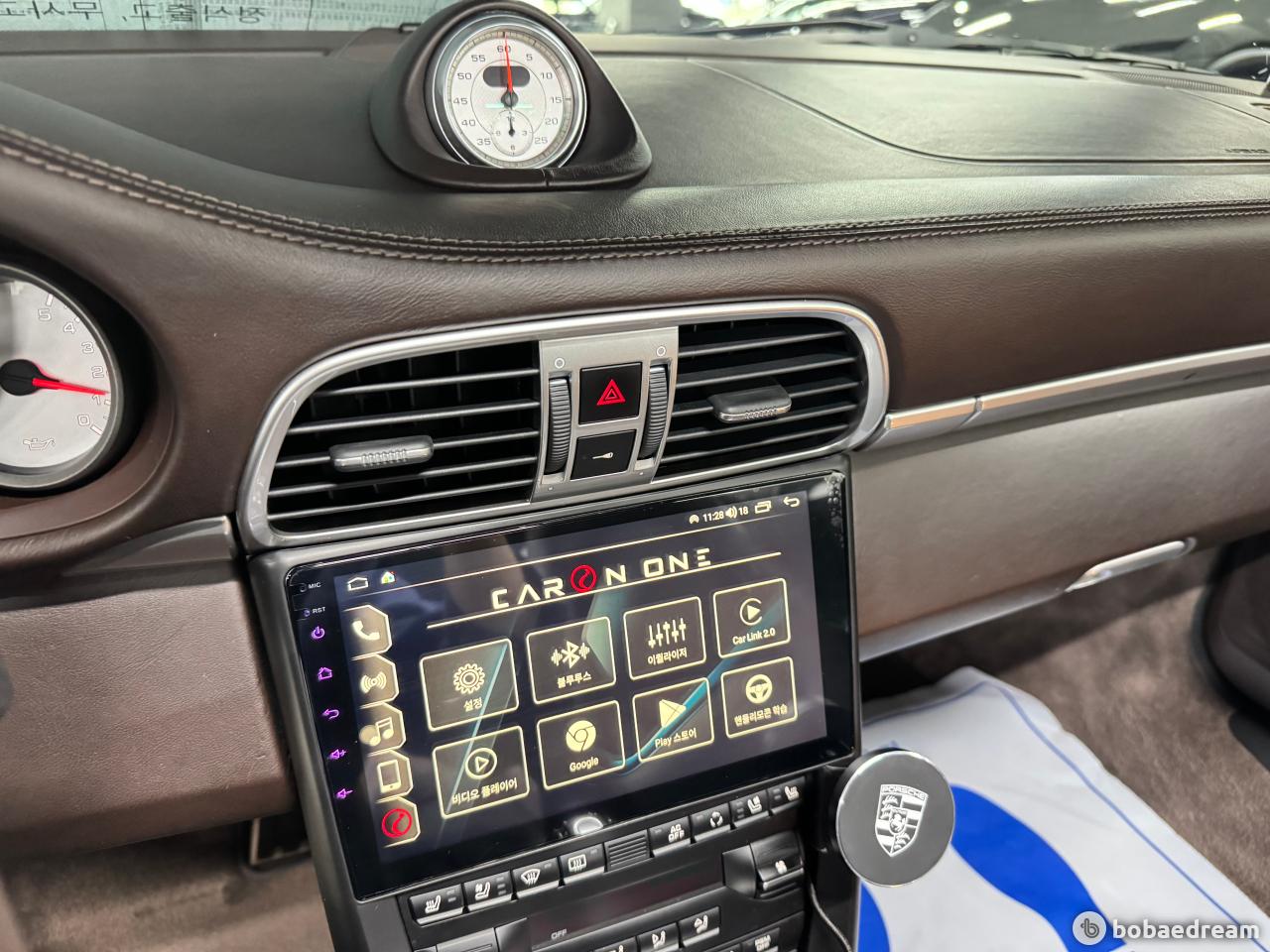 Porsche 911 Carrera/ 911 Targa Turbo Cabriolet 10