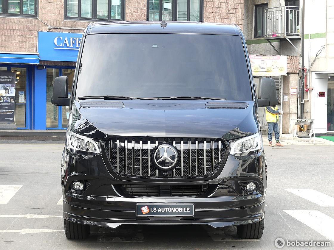 Mercedes-Benz Sprinter The Van 2