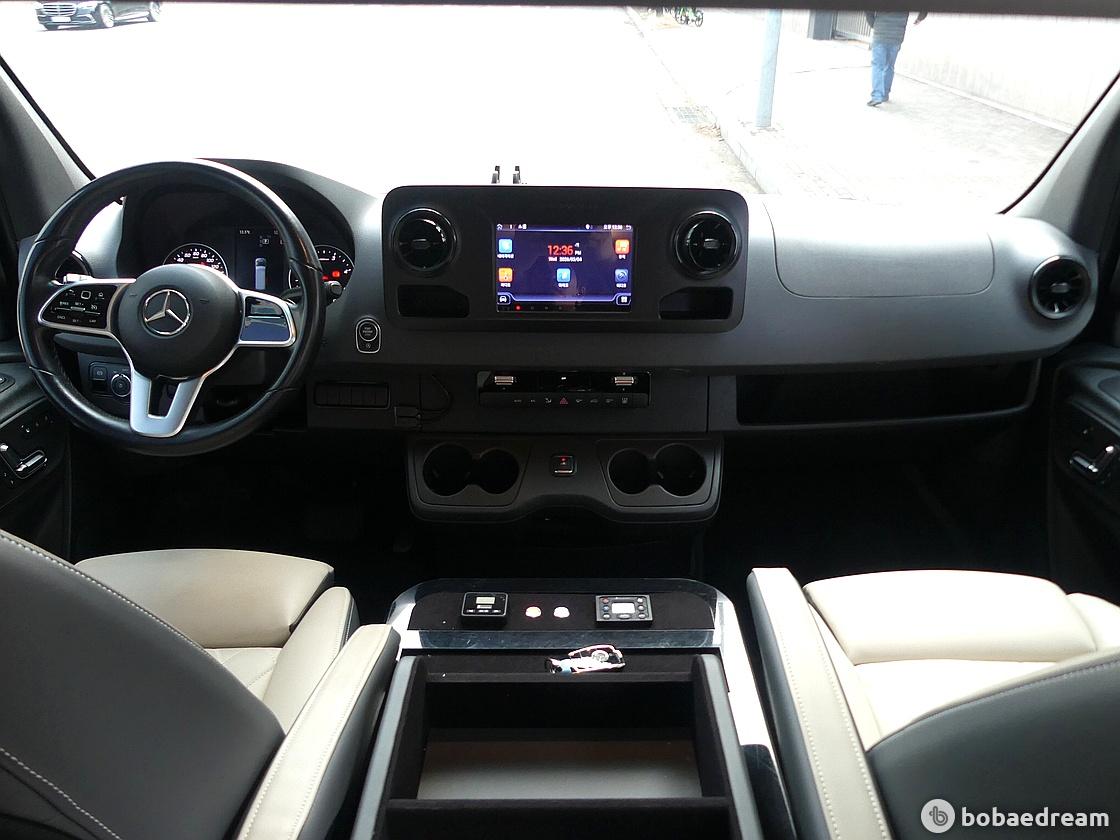 Mercedes-Benz Sprinter The Van 5