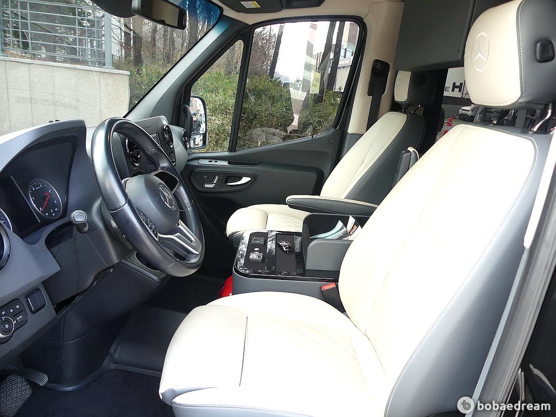 Mercedes-Benz Sprinter The Van 9