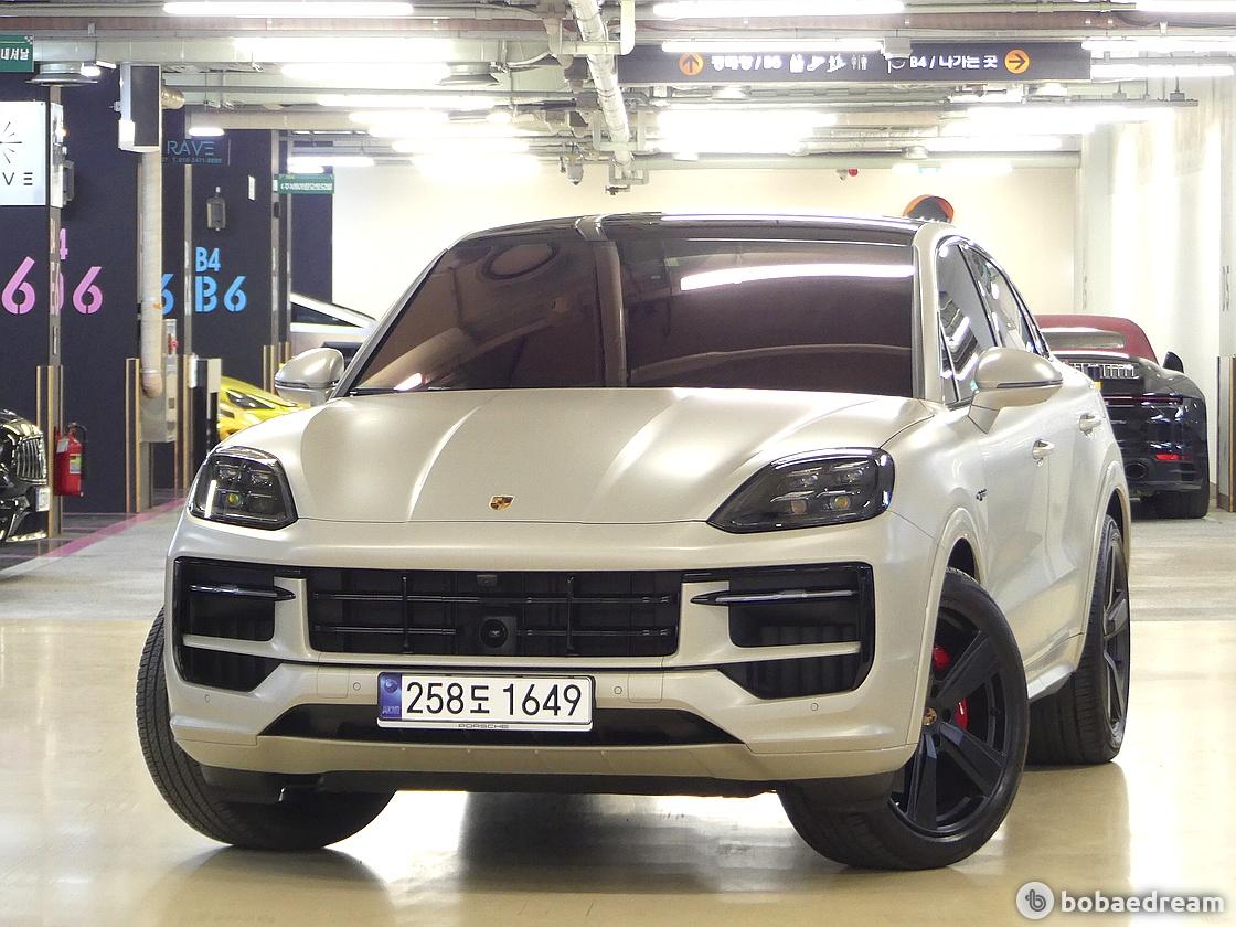 Porsche Cayenne 3.0 E- Hybrid Coupe 2