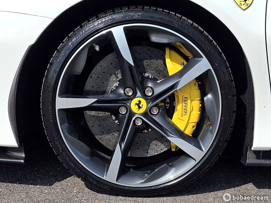 Ferrari SF90 Spider 4.0 PHEV 10