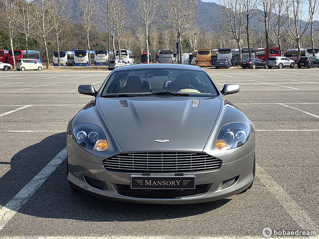 Aston Martin DB9 6.0 V12 Coupe
