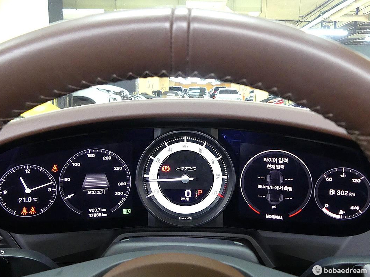 Porsche Carrera 911 4 GTS Cabriolet 7