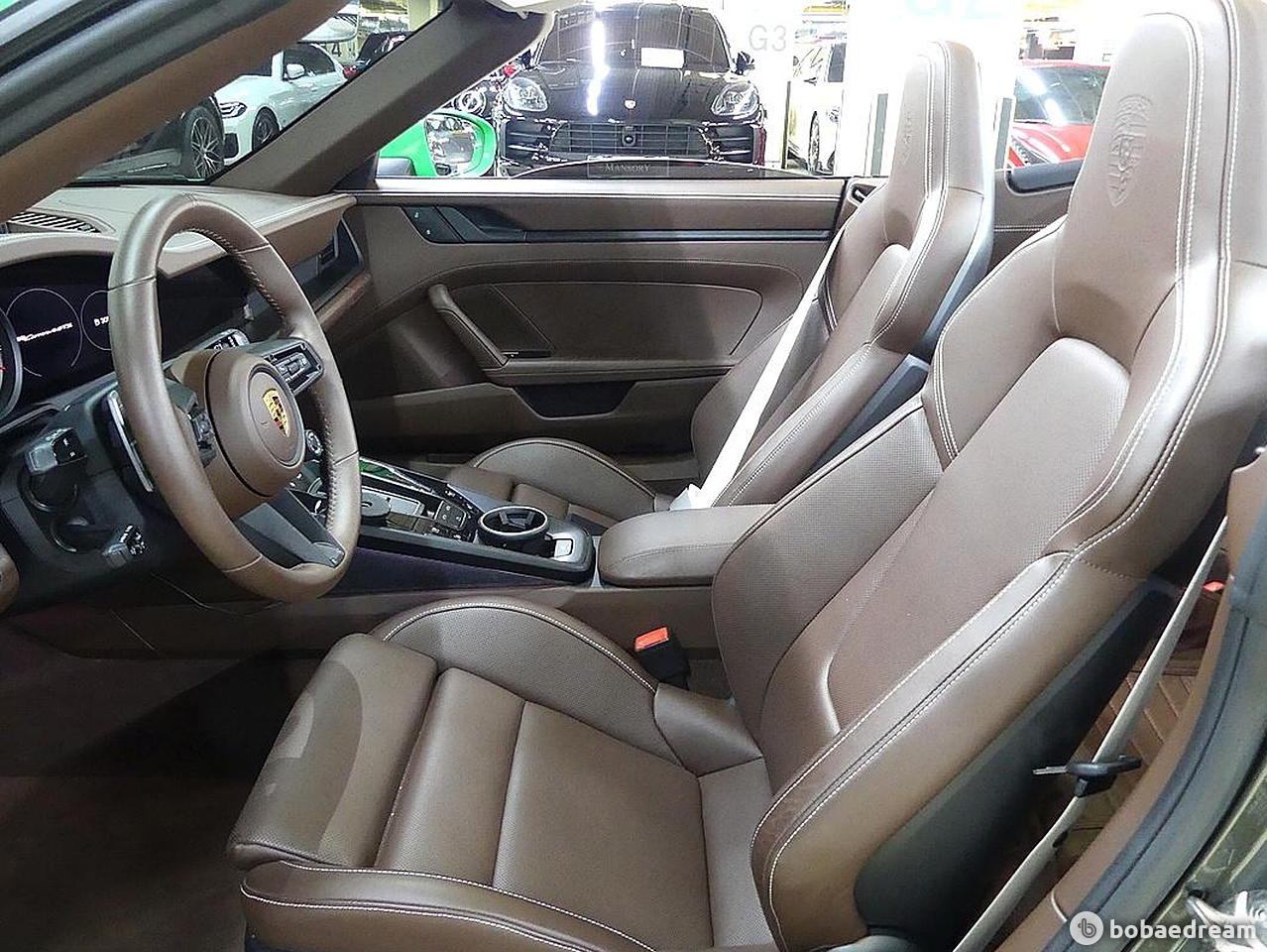 Porsche Carrera 911 4 GTS Cabriolet 9