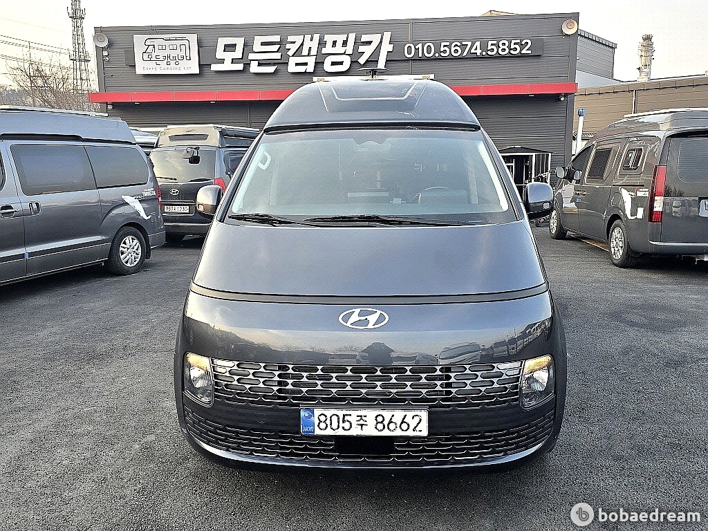 Hyundai Staria 3.5 LPG Camping Car
