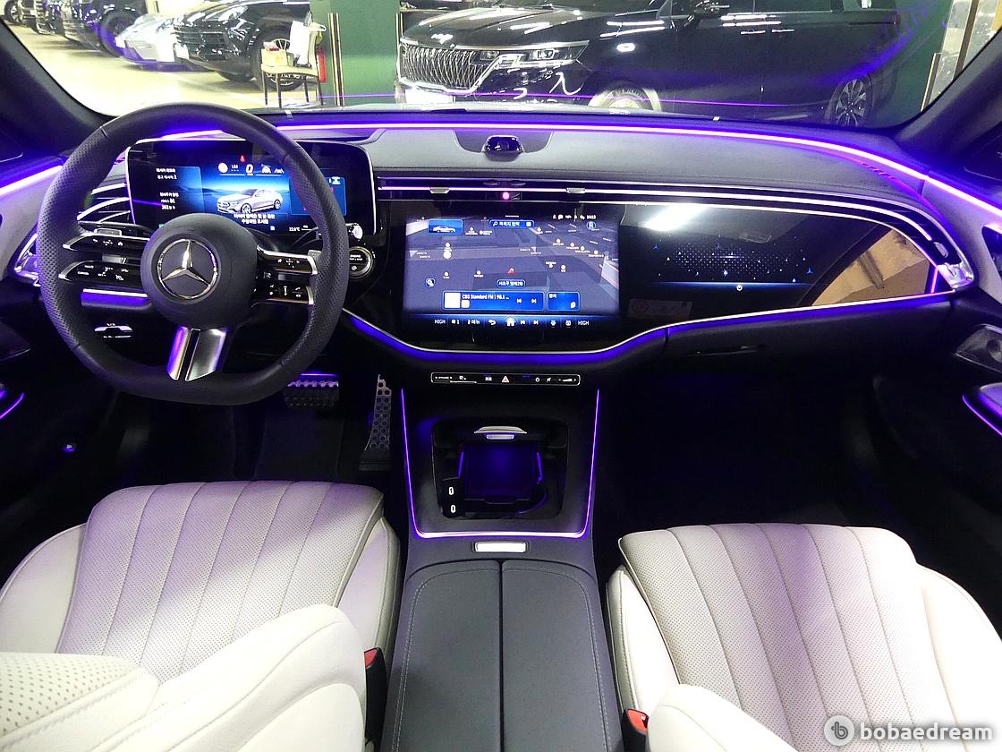 Mercedes-Benz AMG E300 4 Matic Line 5