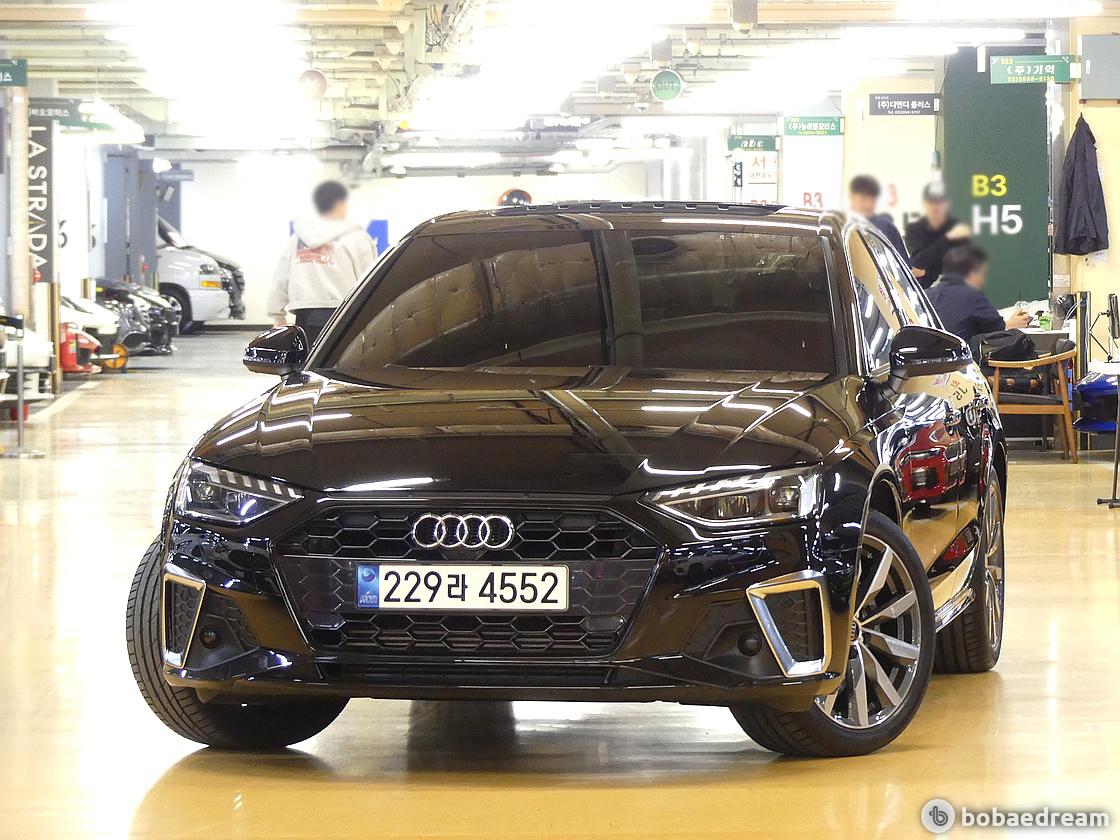 Audi A4 40 TFSI Premium